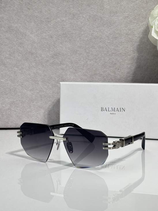 Picture of Balmain Sunglasses _SKUfw79759859fw